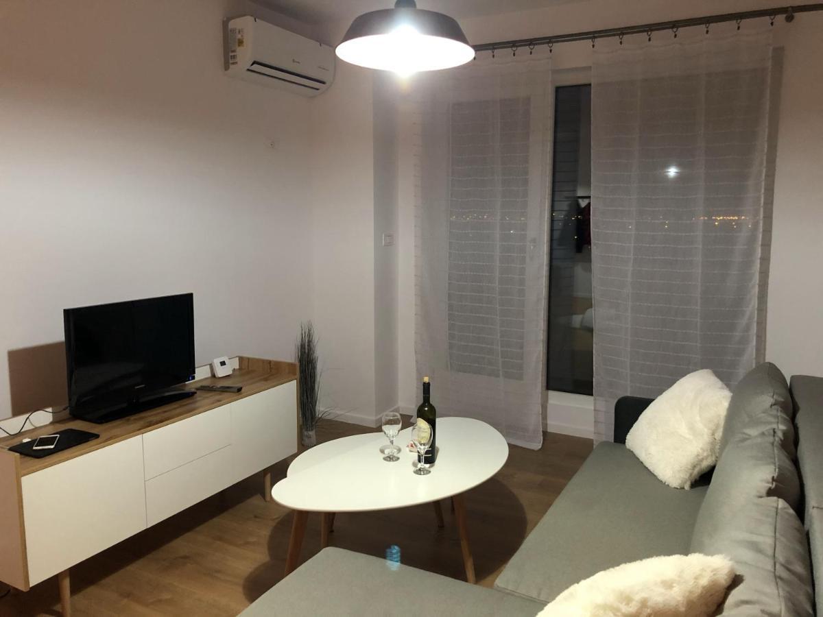 Chronos Apartment - Modern And Stylish Timişoara Exteriör bild