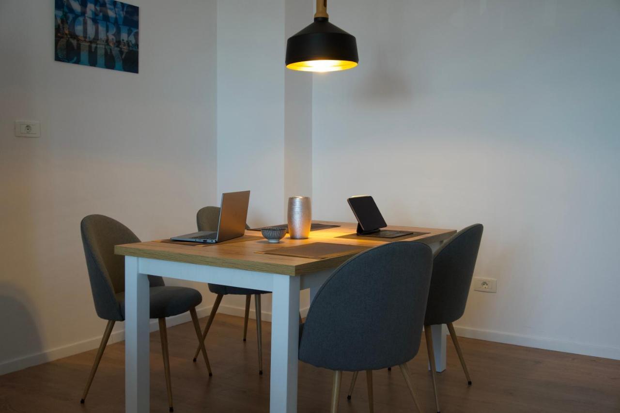 Chronos Apartment - Modern And Stylish Timişoara Exteriör bild